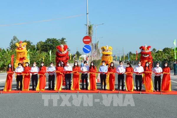 Đồng Tháp khánh thành 2 công trình giao thông tổng đầu tư hơn 550 tỷ đồng