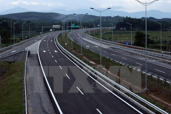 Ký hợp đồng triển khai dự án cao tốc cửa khẩu Hữu Nghị - Chi Lăng