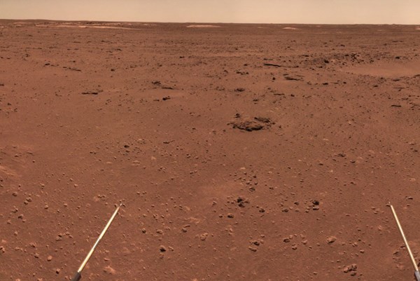 Trung Quốc công bố những hình ảnh mới của Sao Hỏa