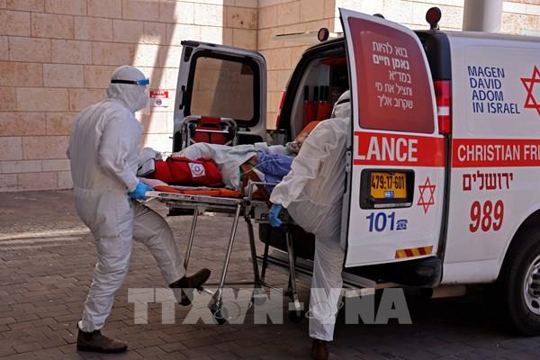 Hỗ trợ lương cho người phải cách ly vì nhiễm COVID-19