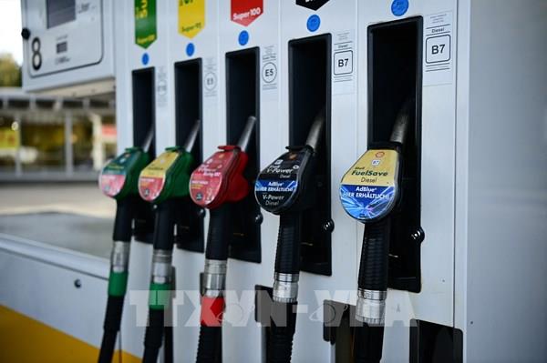 Giá dầu khởi đầu Năm Mới với "nốt nhạc vui"