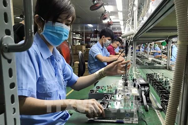 F0, F1 được đi làm với điều kiện gì?