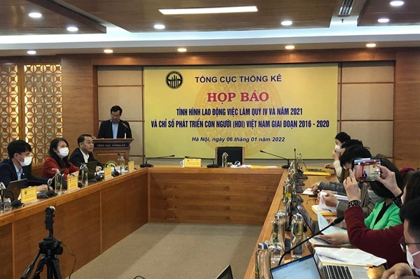 Hơn 1,4 triệu người thất nghiệp do dịch COVID-19 trong năm 2021