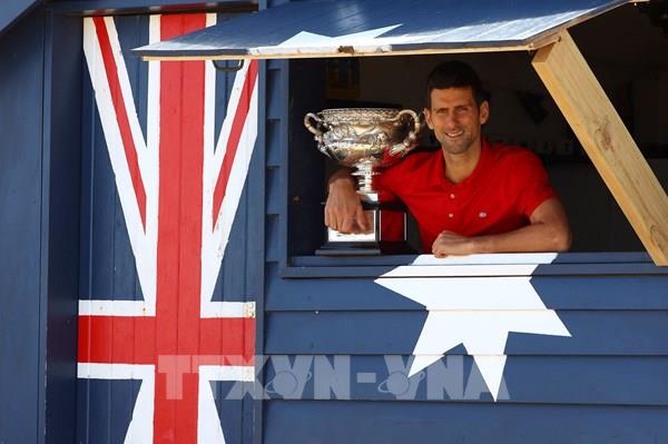 Australia khẳng định không “giam giữ” ngôi sao quần vợt Novak Djokovic