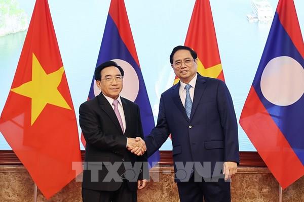 Thủ tướng Phạm Minh Chính chủ trì Lễ đón Thủ tướng Lào thăm chính thức Việt Nam