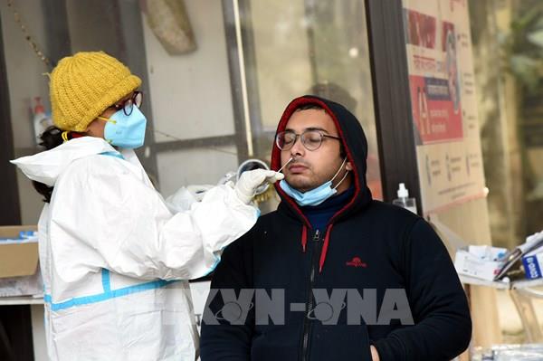 Những thói quen sinh hoạt làm tăng nguy cơ lây nhiễm COVID-19