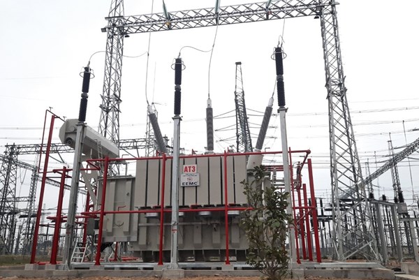 Đóng điện trạm biến áp 220 kV nối cấp trong trạm biến áp 500 kV Phố Nối