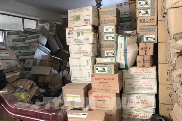 An Giang tạm giữ 446.500 chai, gói thuốc bảo vệ thực vật hết hạn sử dụng
