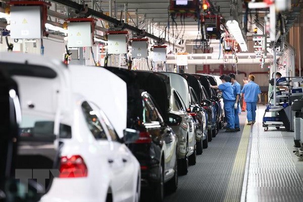 Doanh số xe năng lượng mới ở Trung Quốc tăng 1,5 lần trong năm 2021