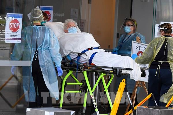 Chi phí bồi hoàn bảo hiểm liên quan đến COVID-19 tăng vượt dự báo