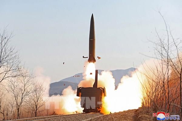 Triều Tiên tuyên bố phóng thành công hai tên lửa hành trình chiến thuật