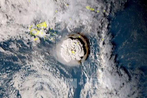 Nhật Bản phát hiện sóng thần sau khi núi lửa ở Tonga phun trào