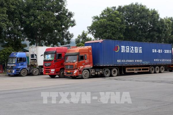 Khoảng hơn 600 xe hàng nông sản vẫn đang tồn tại cửa khẩu Lào Cai