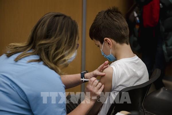 Một số tỉnh của Canada cho học sinh trở lại trường học