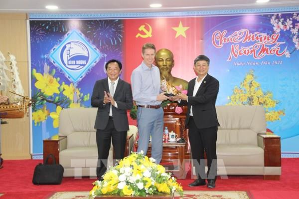 Tập đoàn LEGO cam kết đẩy nhanh dự án 1 tỷ USD tại Bình Dương