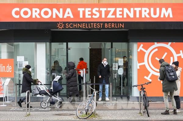 Đức sẽ đối mặt với đỉnh dịch COVID-19 vào giữa tháng tới