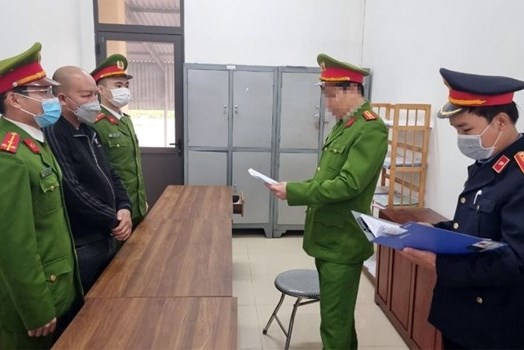 Hà Tĩnh khởi tố, bắt tạm giam một giám đốc về tội trốn thuế