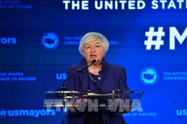 Mỹ lạc quan về đà phục hồi kinh tế bất chấp biến thể Omicron