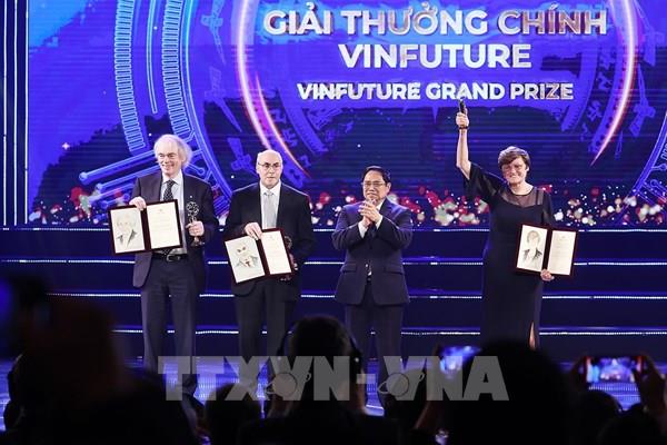 VinFuture công bố chủ nhân các giải thưởng phụng sự nhân loại năm 2021