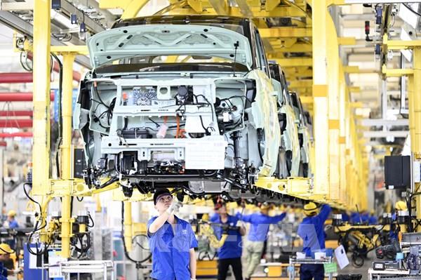 Trung Quốc phê duyệt 90 dự án đầu tư tài sản cố định với trị giá khoảng 122 tỷ USD