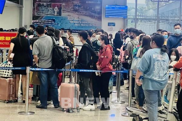 Hạn chế tối đa tình trạng ùn ứ tại các sân bay