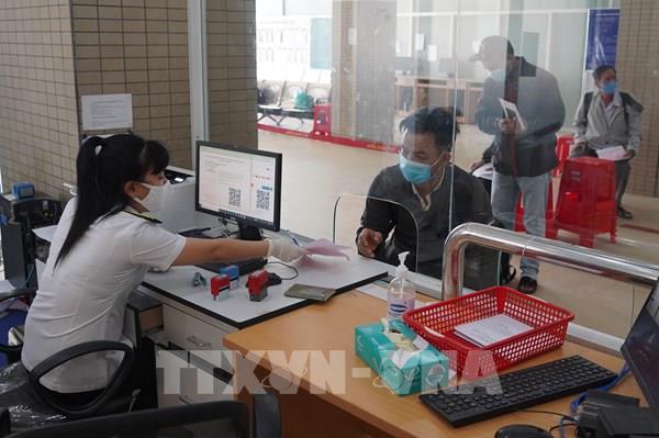 Đề xuất người nhập cảnh không cần xác nhận đã tiêm vaccine hoặc khỏi COVID-19