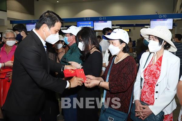 Lễ xuất hành đầu năm - Truyền thống đẹp dành cho khách hàng Vietravel