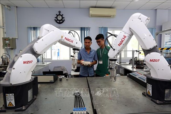 Phát triển công nghiệp công nghệ cao Tp. Hồ Chí Minh - Bài 2: Nền tảng cho sản xuất