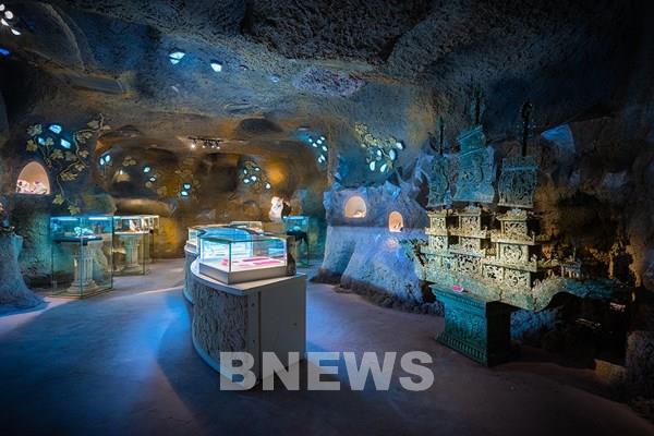 Tham quan miễn phí Bảo tàng Đá quý tại DOJI Tower trong Ngày hội Vàng 2022