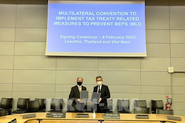 Việt Nam chính thức ký Công ước đa phương về chống xói mòn cơ sở tính thuế