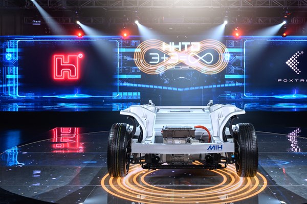 PT Indika Energy muốn lập liên doanh xe điện với Foxconn