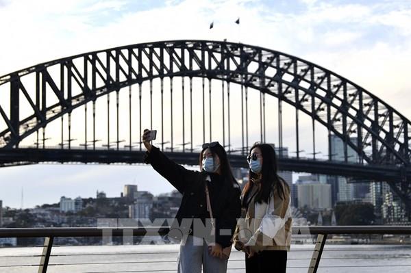 Nhiều quốc gia mở cửa biên giới chào đón du khách trở lại