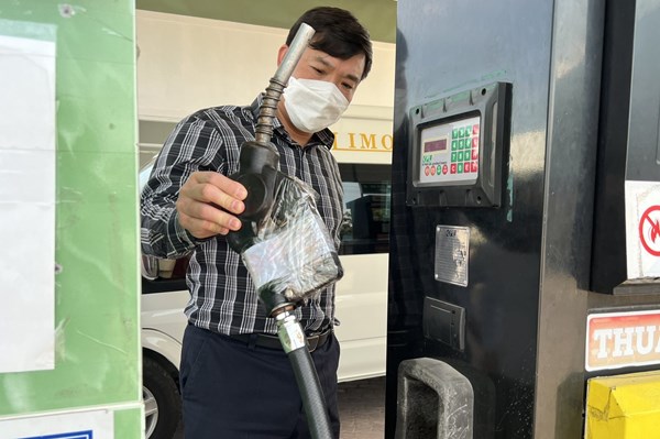 Bình Định kiểm tra đột xuất hoạt động kinh doanh xăng dầu