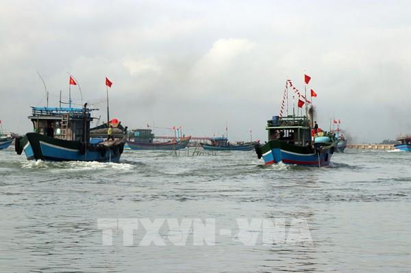 Ứng phó bão số 10: Huế kêu gọi tàu thuyền vào nơi neo đậu an toàn