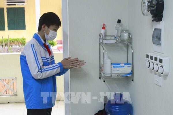 Phê duyệt Sổ tay bảo đảm an toàn phòng, chống dịch COVID-19 trong trường học