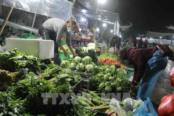Thị trường thực phẩm ngày rằm tháng Giêng dồi dào, giá cả ổn định