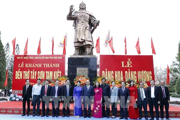 Chủ tịch nước Nguyễn Xuân Phúc dự lễ khánh thành Đền thờ Tây Sơn Tam Kiệt