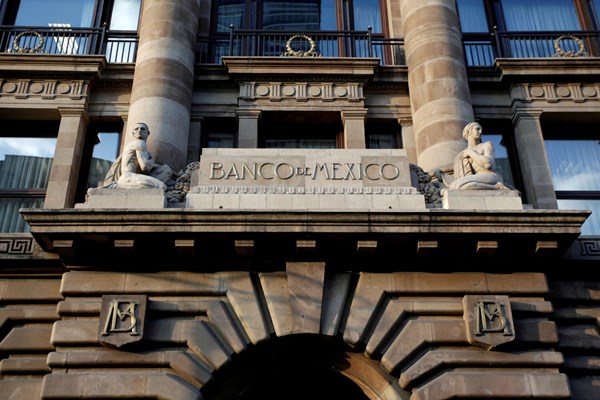 Mexico tăng lãi suất cơ bản để ứng phó với lạm phát