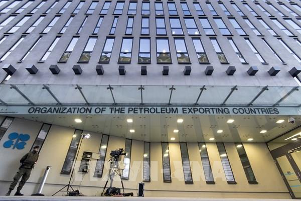 IEA hối thúc OPEC+ thu hẹp chênh lệch giữa sản lượng mục tiêu và thực tế