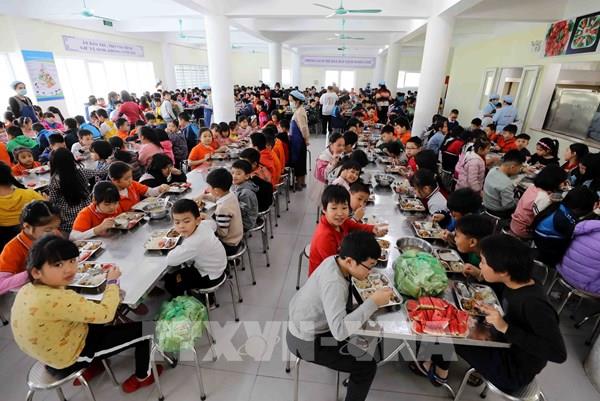 Các trường không nên trì hoãn tổ chức bán trú nếu phụ huynh có nhu cầu.