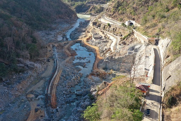 EVN tập trung thi công 3 dự án nguồn điện quan trọng