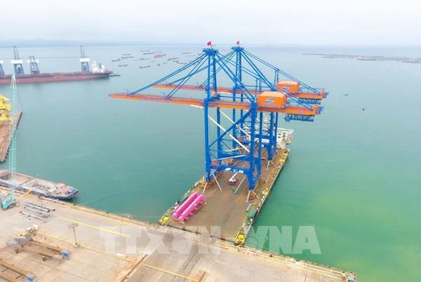 Doosan Vina hoàn thành 8 cẩu trục khổng lồ cho cảng quốc tế Gemalink