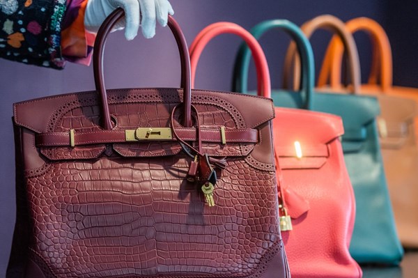 Nhu cầu túi xách cao cấp tăng cao, Hermès sẽ mở thêm 3 nhà máy mới