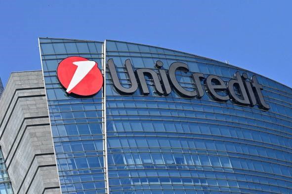 ECB "bật đèn xanh", UniCredit sắp hoàn tất thương vụ mua Banco BPM