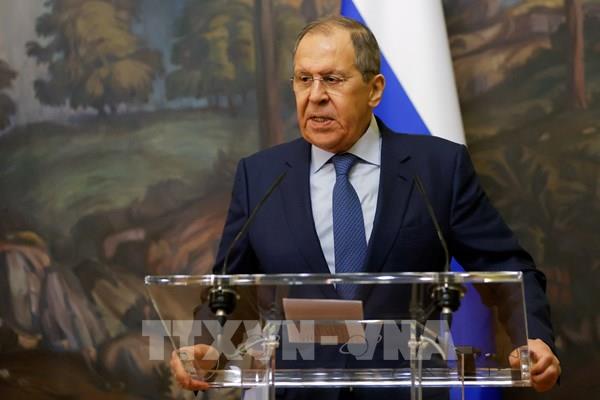 Ngoại trưởng Nga - Trung điện đàm về tình hình Ukraine