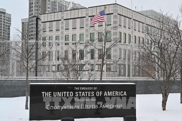 Mỹ sơ tán toàn bộ nhân viên ngoại giao khỏi Ukraine