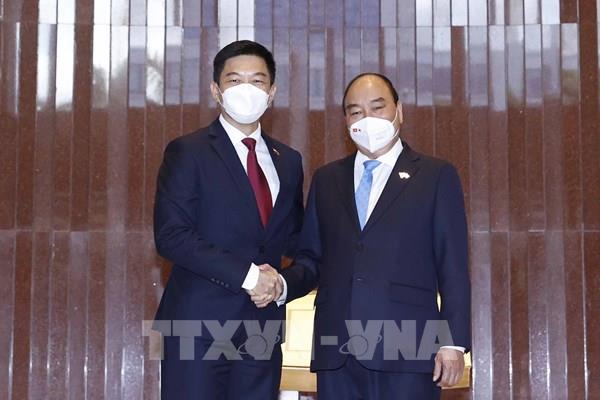 Chủ tịch nước Nguyễn Xuân Phúc hội kiến Chủ tịch Quốc hội Singapore