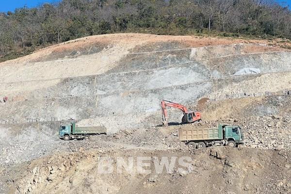 Giá nhiên vật liệu tăng cao ảnh hưởng ra sao tới các dự án giao thông?