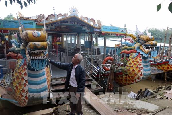 Thuyền du lịch trên sông Hương cần "thay áo mới": * Bài cuối: Nâng cao chất lượng dịch vụ