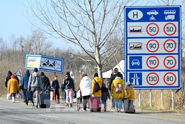 Hungary đề xuất làm trung gian hòa đàm giữa Nga và Ukraine - Nga cảnh báo đã "đi đến điểm tới hạn"